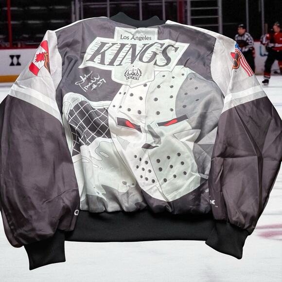 Vintage L.A. Los Angeles Kings Fanimation Jacket XL John Tonelli #27 Signed - Picture 1 of 9